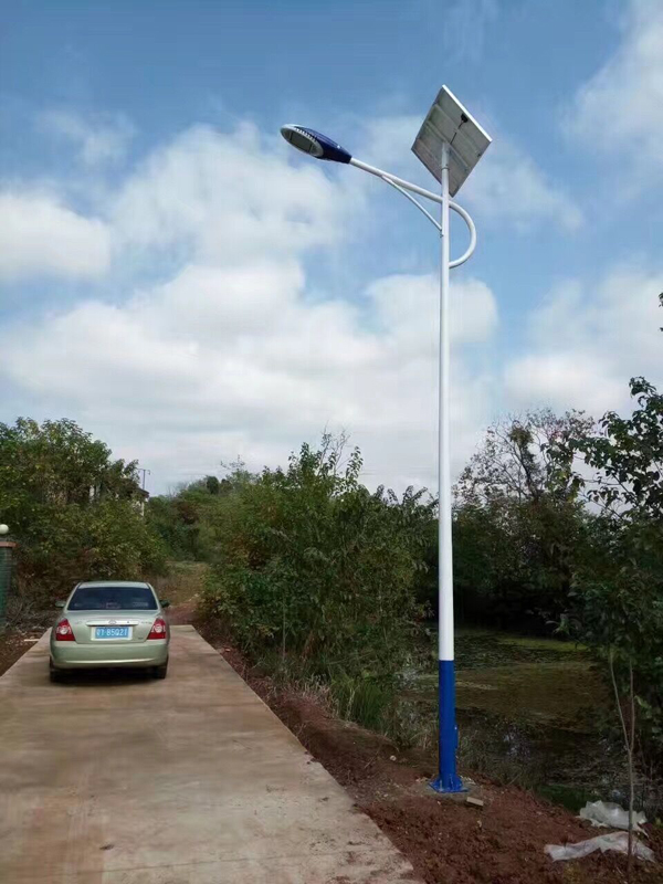 鋰電池太陽(yáng)能路燈4